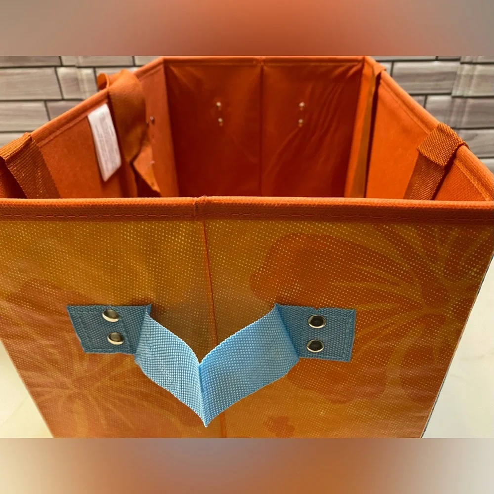 Trader Joes ❤️Stand Up Collapsible Tote Bag set of 2 NWT